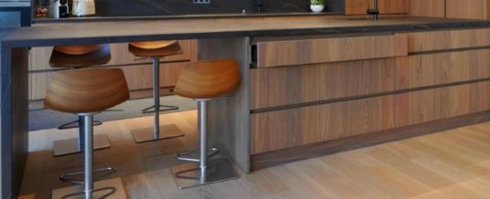 Pose de parquet collée